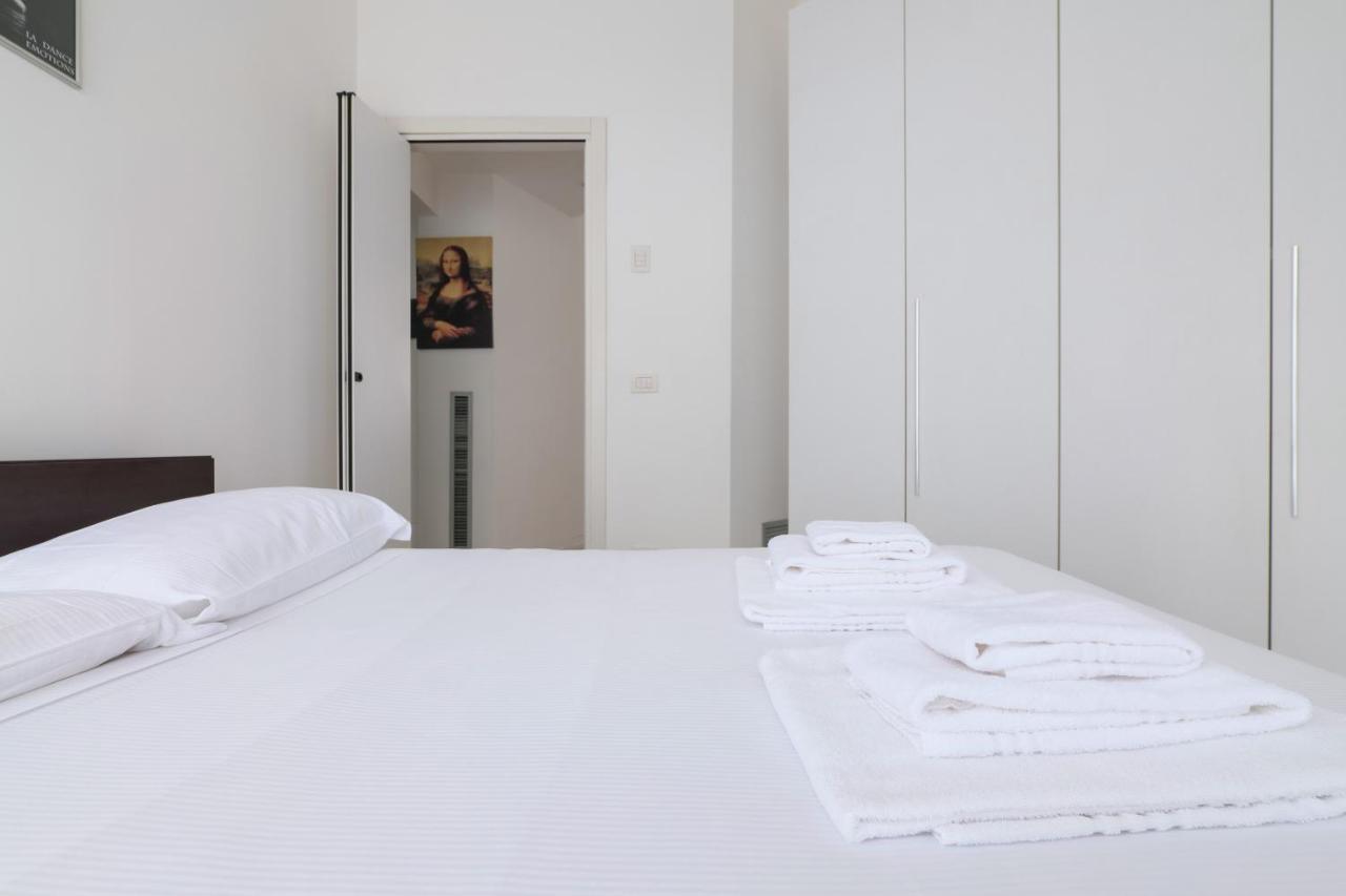 Prestige Boutique Homes - Duomo 1 Milano Exteriör bild
