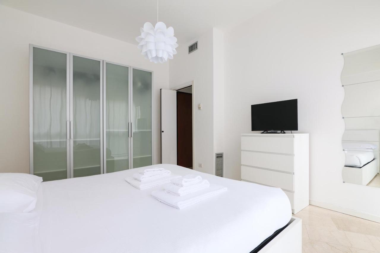 Prestige Boutique Homes - Duomo 1 Milano Exteriör bild
