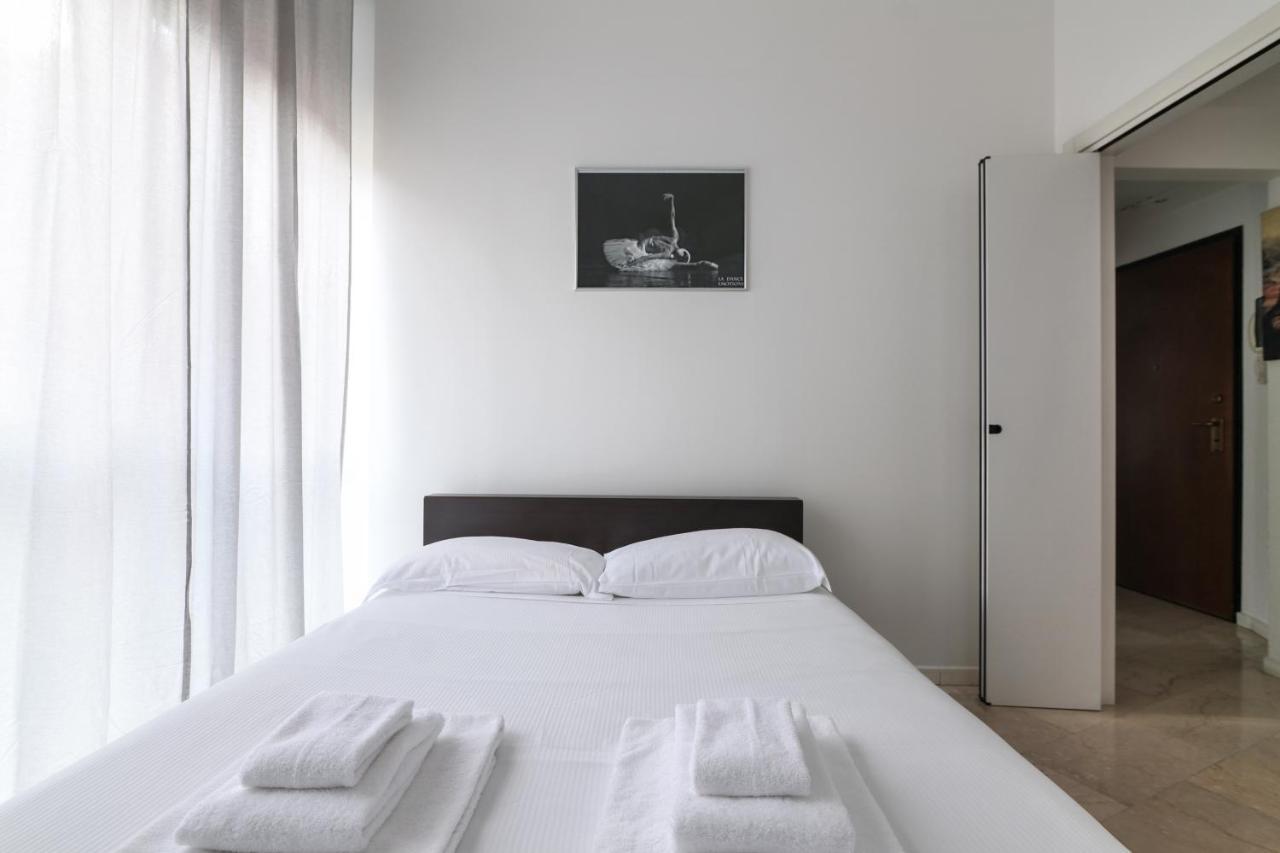 Prestige Boutique Homes - Duomo 1 Milano Exteriör bild